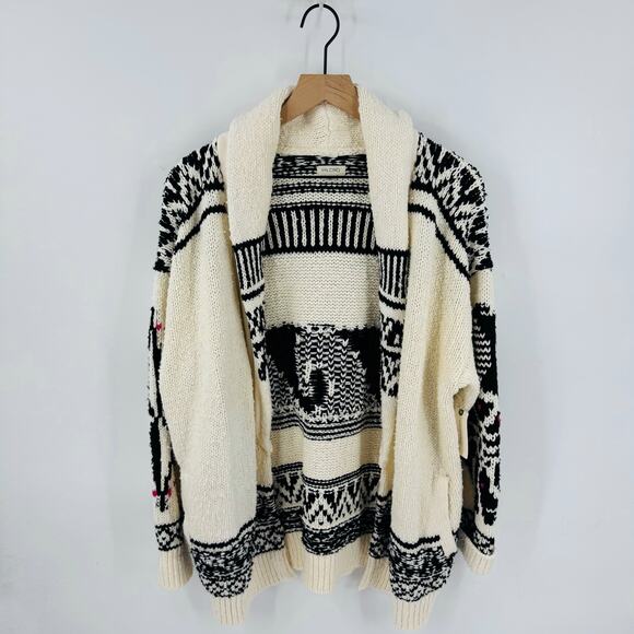 Pilcro Black and Cream Patterned Sweater - Picture 2 of 10